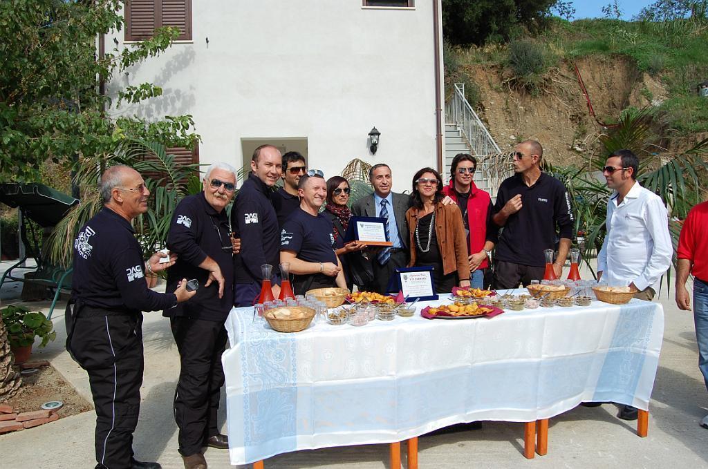 Agriturismo Parra Santa Lucia del Mela エクステリア 写真