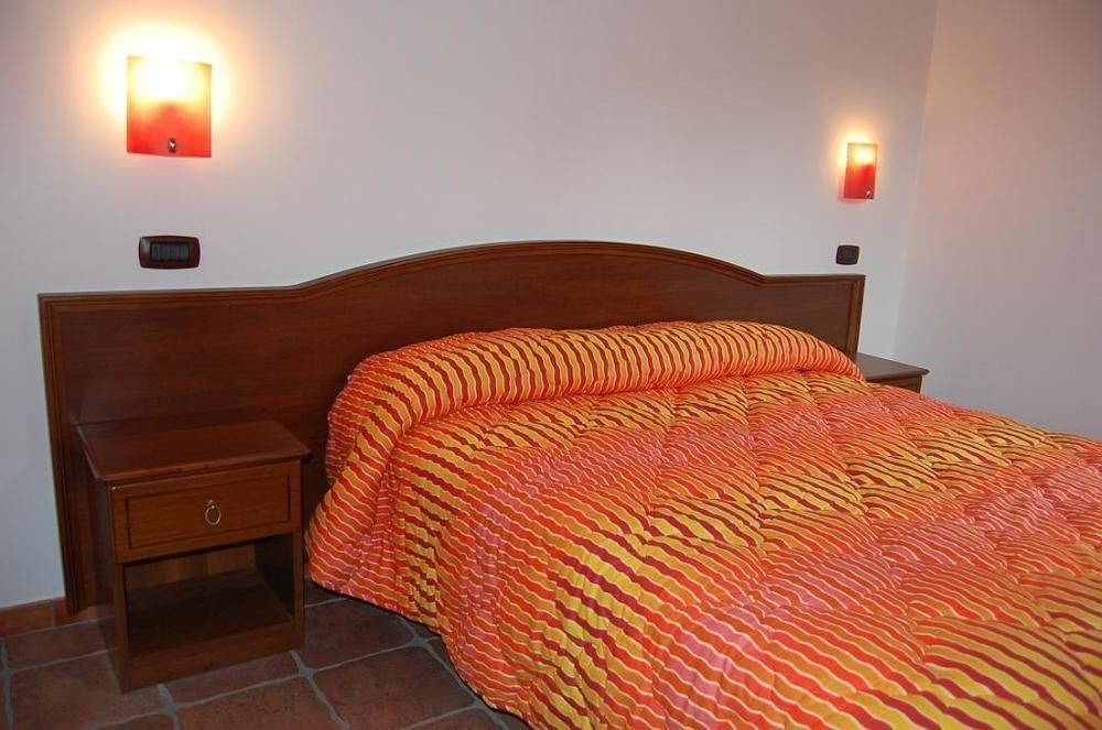 Agriturismo Parra Santa Lucia del Mela エクステリア 写真