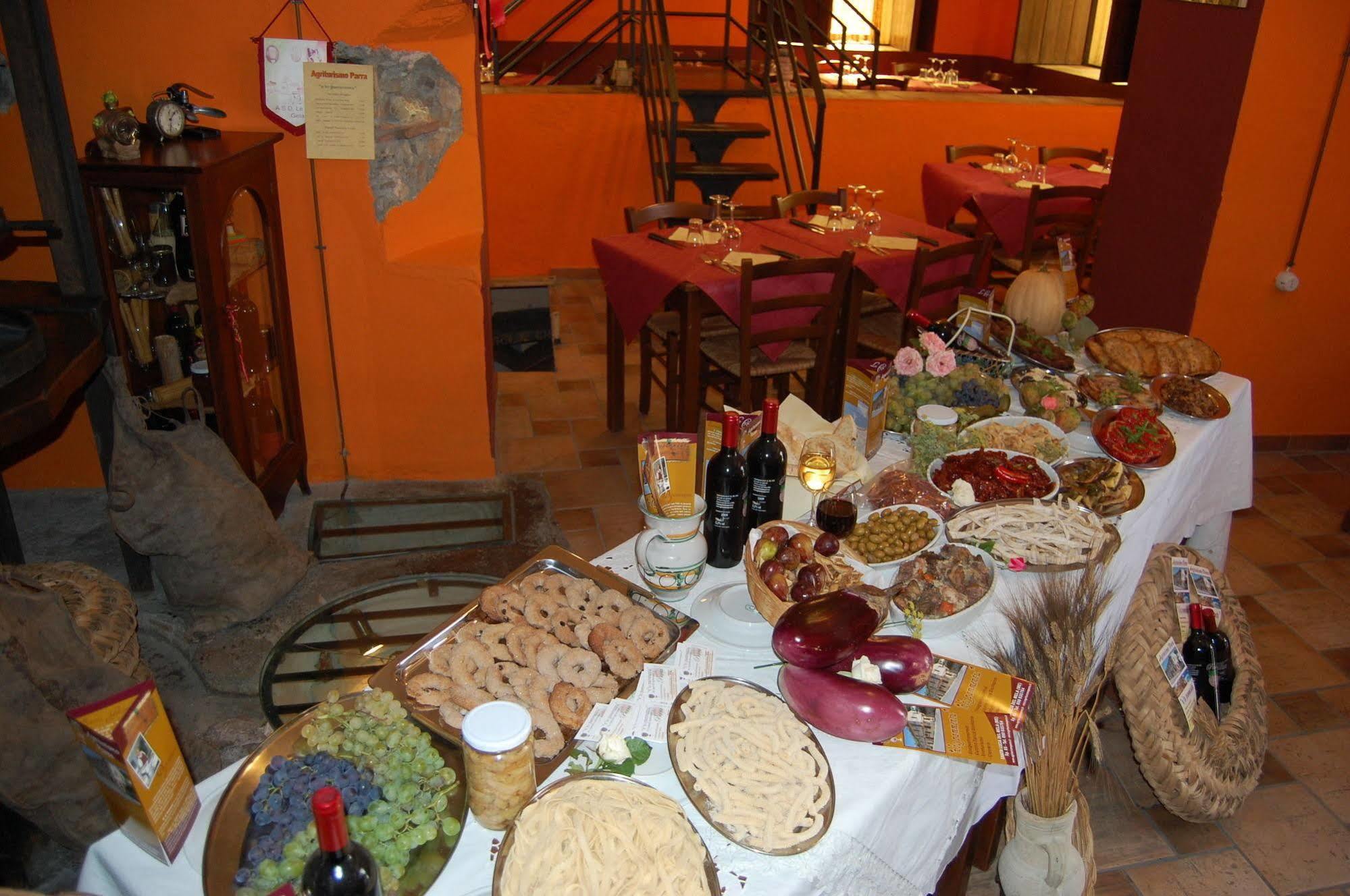 Agriturismo Parra Santa Lucia del Mela エクステリア 写真